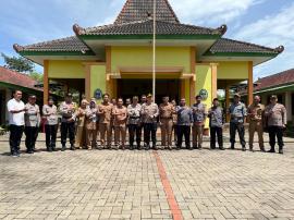 Kapolres Gunungkidul Sambangi Kalurahan Karangasem